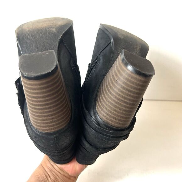 Fergalicious Womens Sz 6M Bootie Ankle Zip Boots Black Faux Leather Heel Comfort - Picture 8 of 12